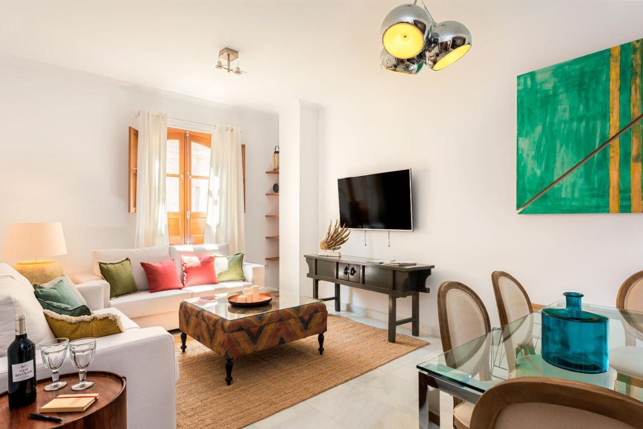 Genteel Home Zaragoza Siviglia Esterno foto
