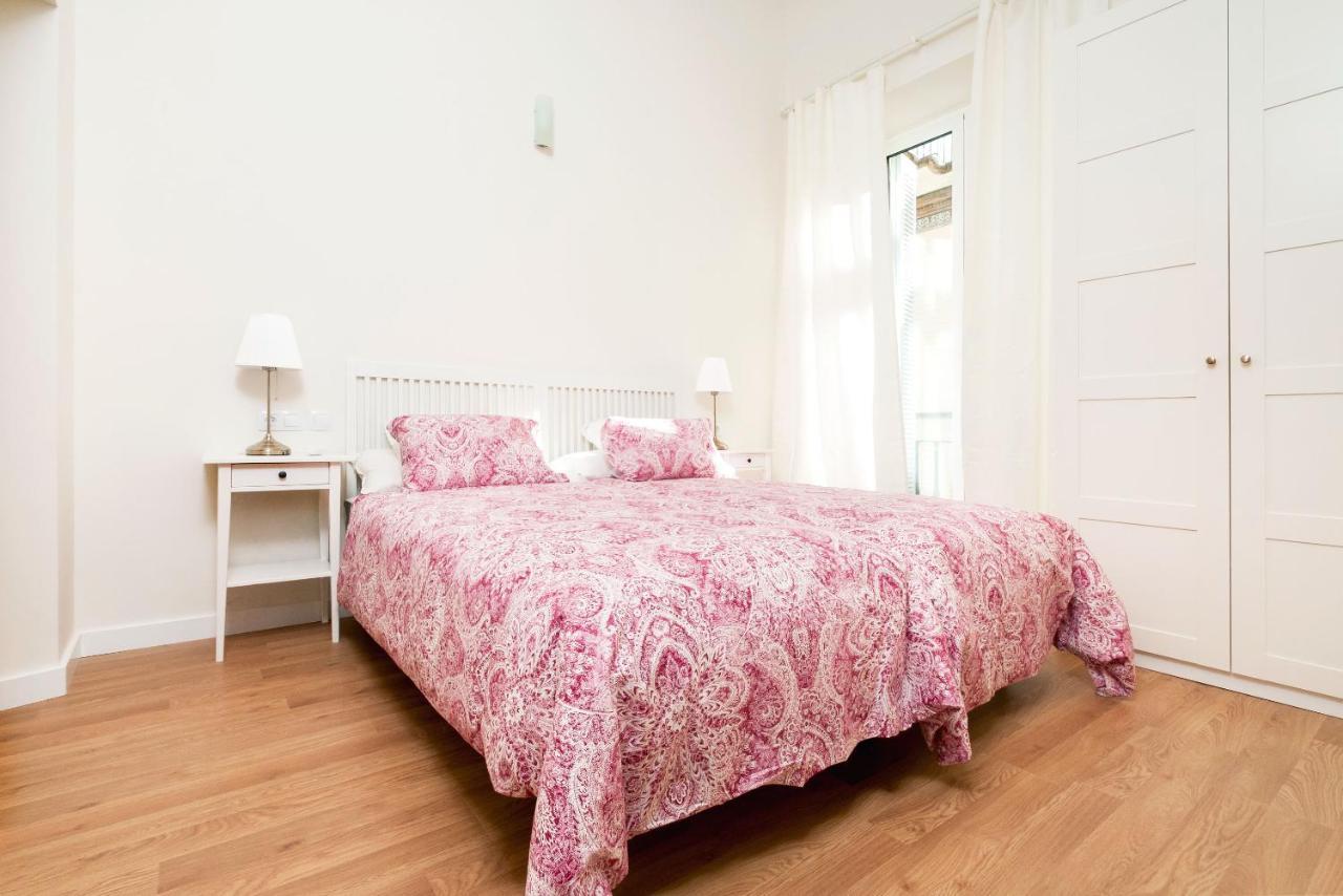 Genteel Home Zaragoza Siviglia Esterno foto
