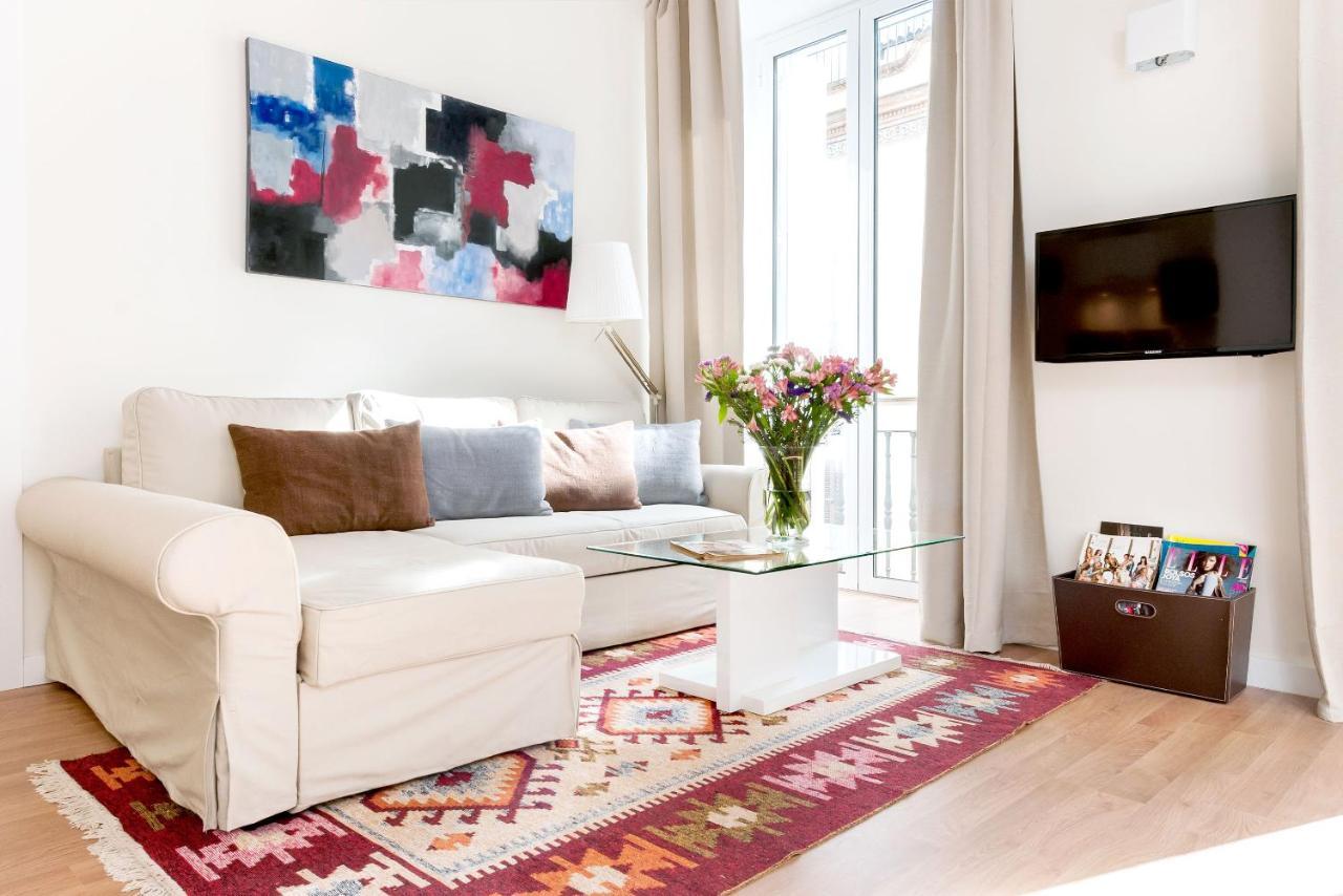 Genteel Home Zaragoza Siviglia Esterno foto