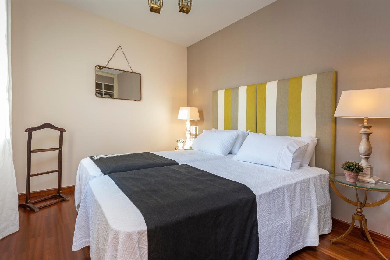 Genteel Home Zaragoza Siviglia Esterno foto