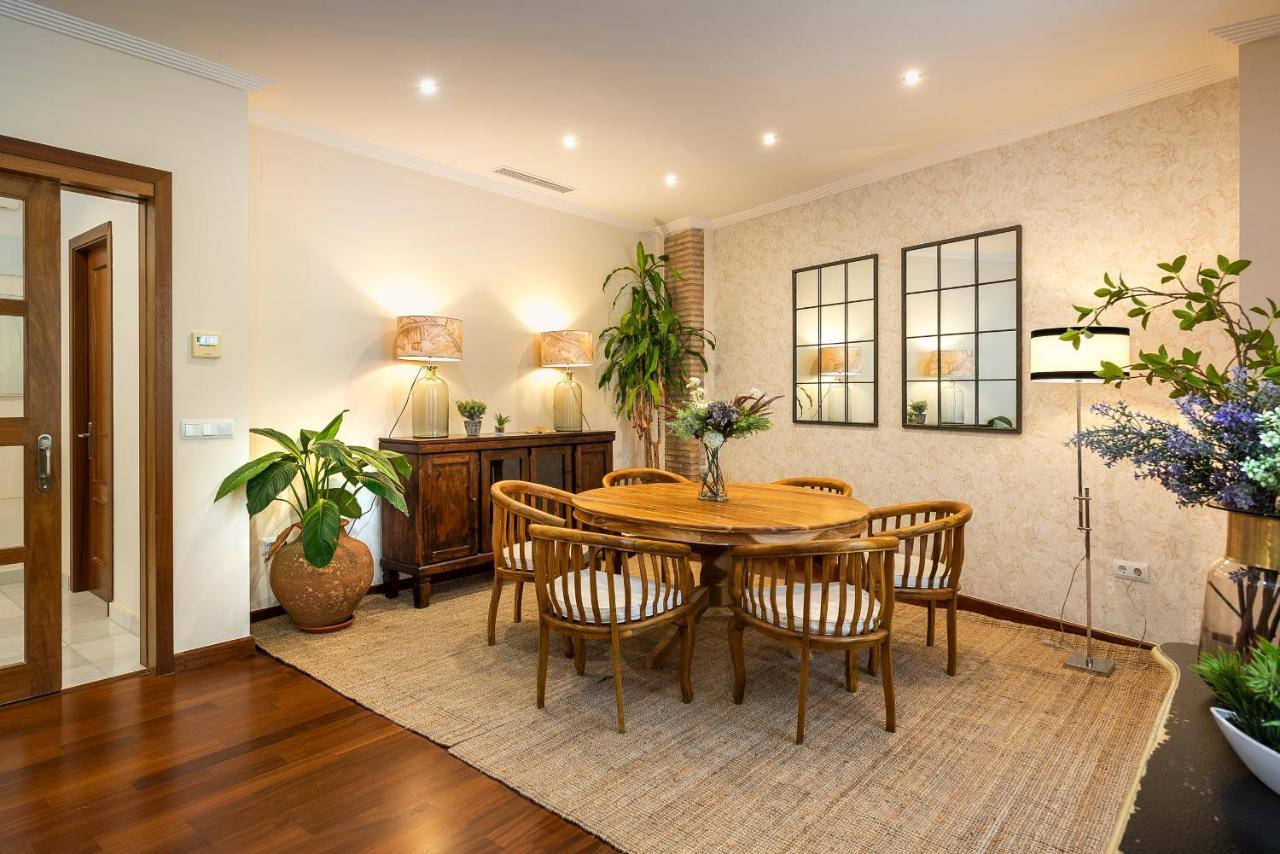 Genteel Home Zaragoza Siviglia Esterno foto