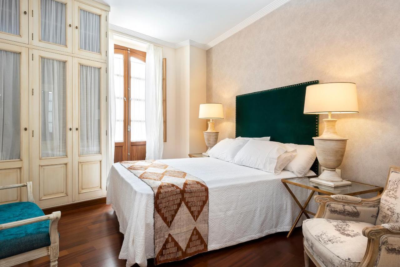 Genteel Home Zaragoza Siviglia Esterno foto
